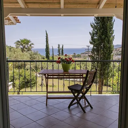 Muses Villas Apartment Finikounta