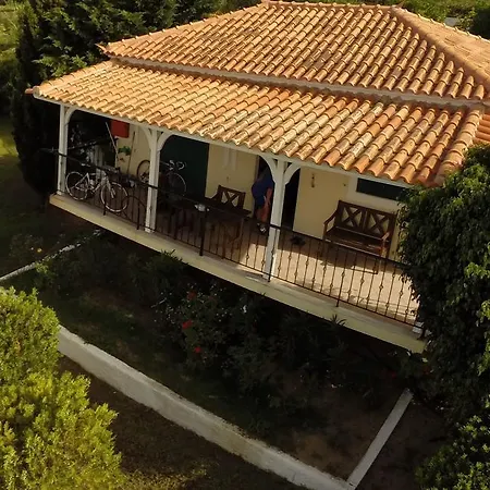 Muses Villas Apartment Finikounta