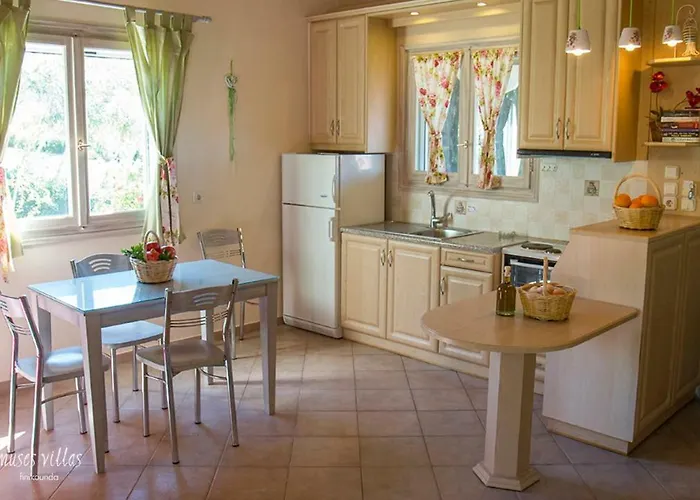 Muses Villas Finikounta